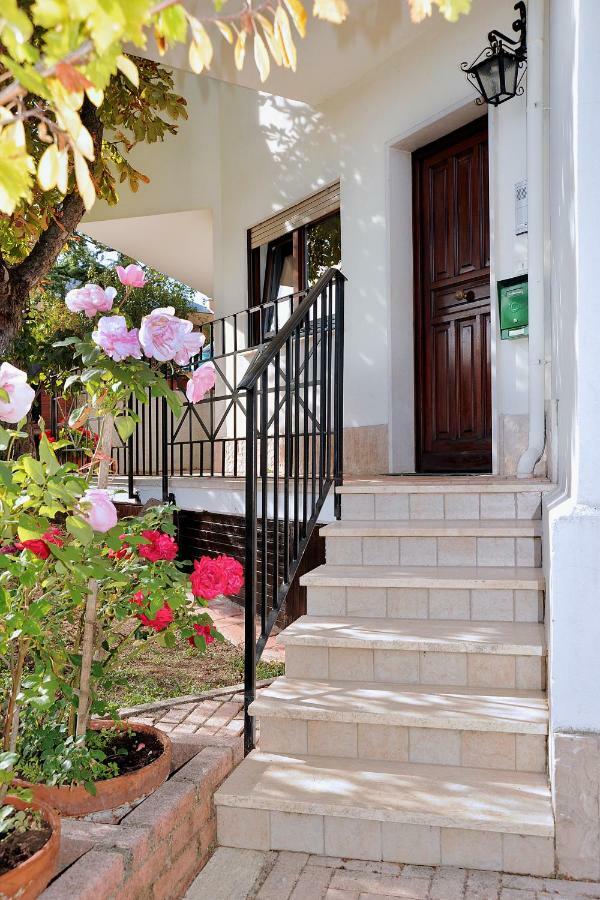 A Casa Di Galdino E Vittorianna Apartment LʼAquila Екстериор снимка
